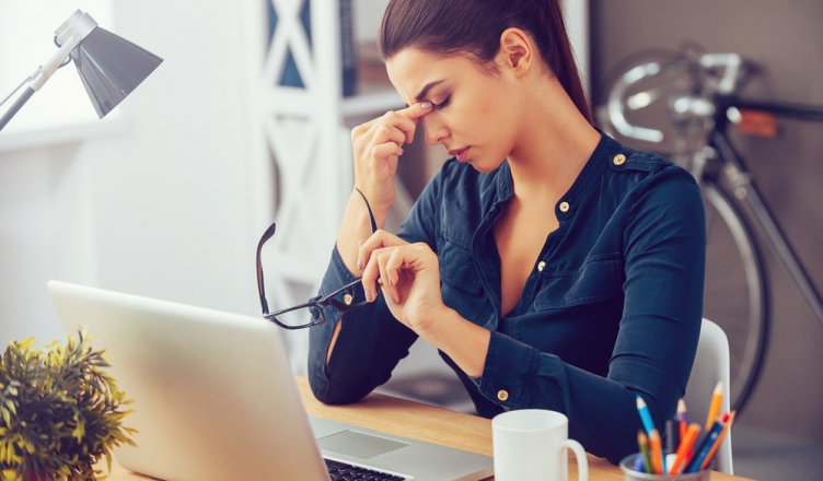 How To Stay Fit When You Work A Desk Job